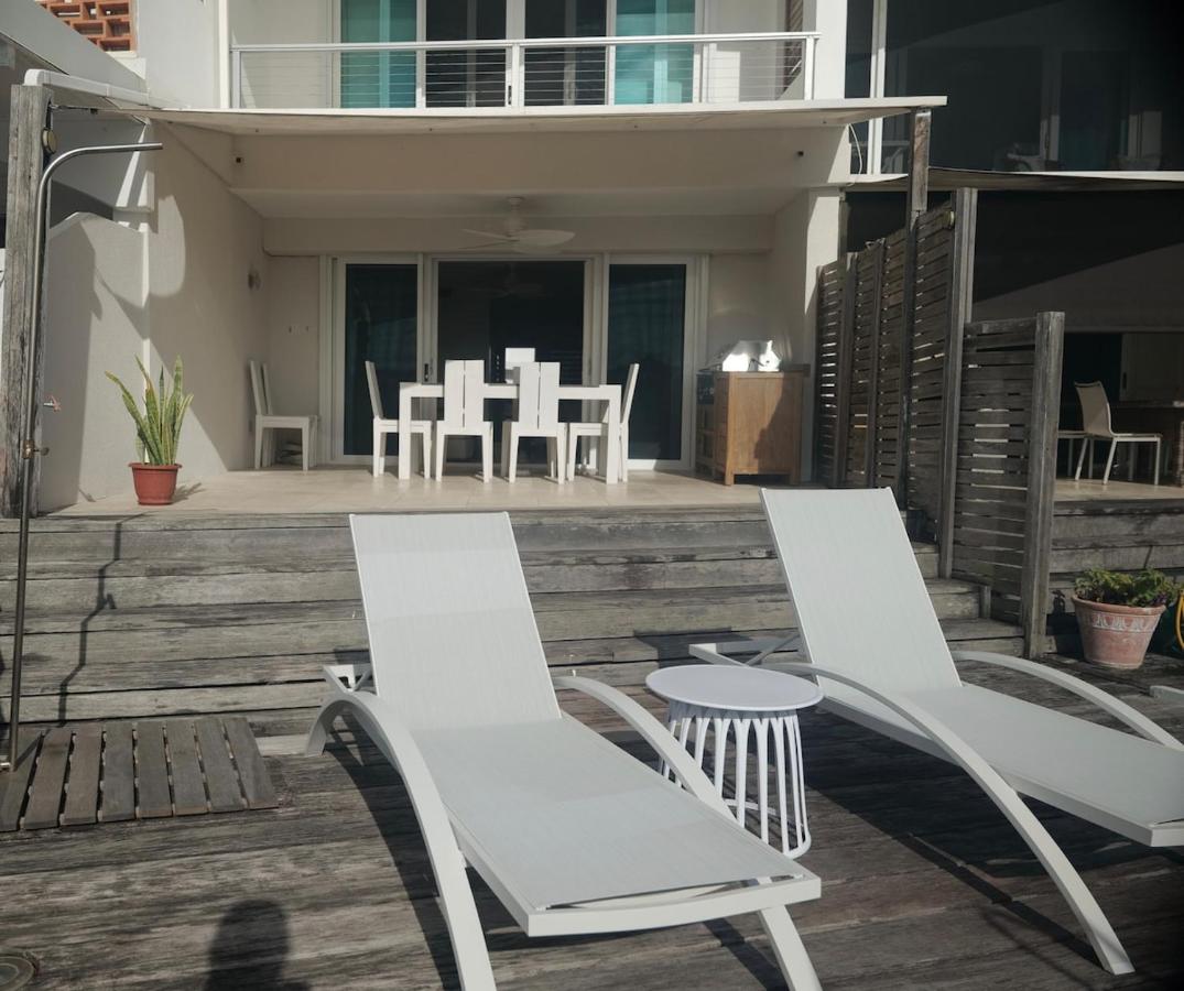 Whispering Palms Villa in Jolly Harbour - B&B