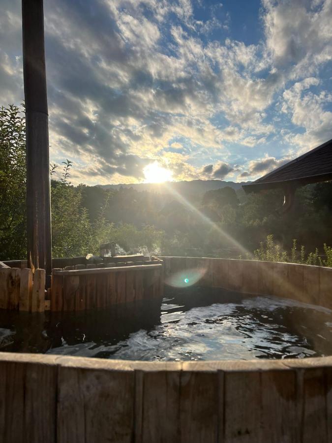 Cabana Trei Brăduți - B&B Cheia