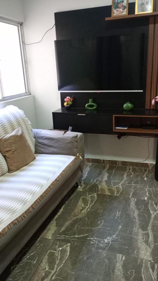 Uziel Monteiro - B&B Água Boa