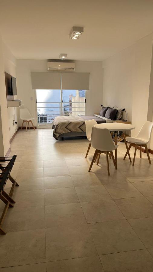Corrientes Street - Bed and Breakfast Buenos Aires