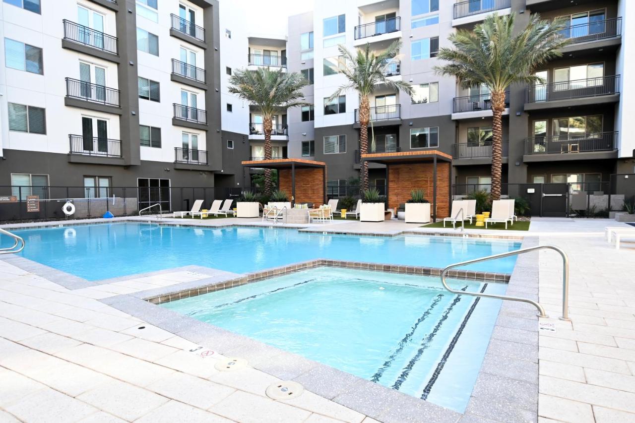 Modern upscale apartment in North Scottsdale - Bed and Breakfast Phoenix