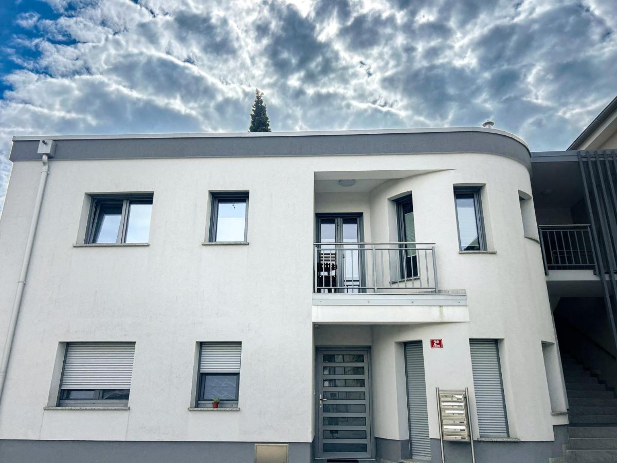 LJ Apartments - Šempeter pri Gorici - Bed and Breakfast Šempeter pri Gorici