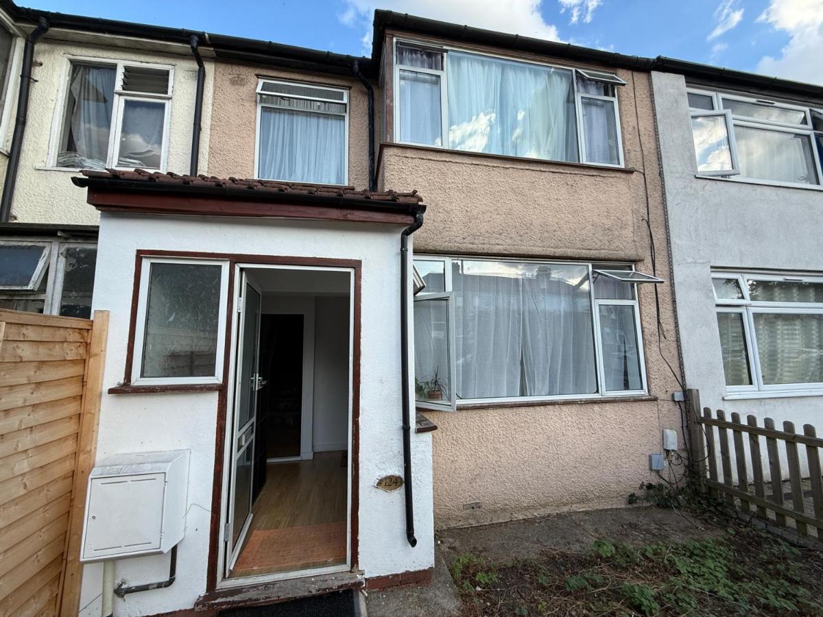 City Chic 2 Bedroom Duplex flat North West London - B&B