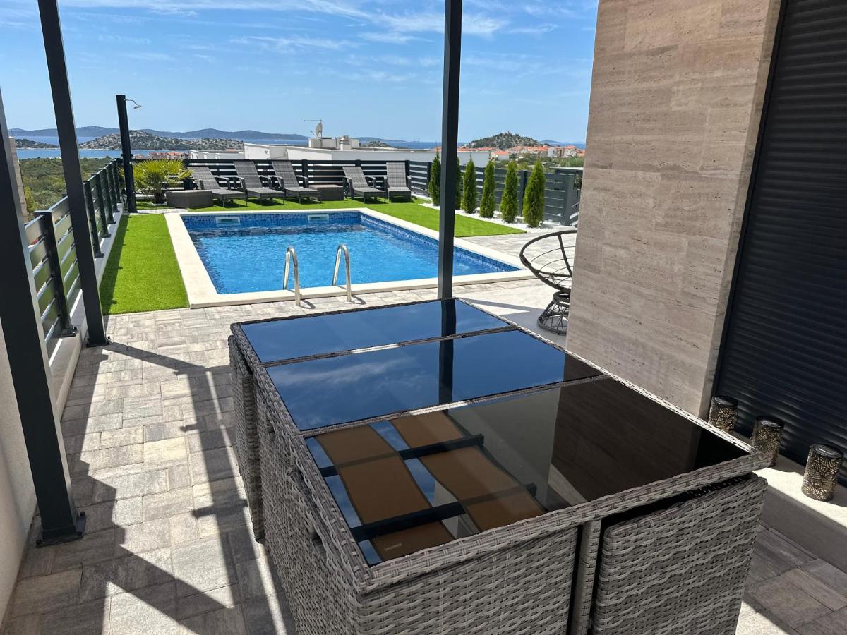 Villa Ocean View2,Vollausstattung,Pool,Meerblick,Top-Lage - Chambres d'hôtes Vodice
