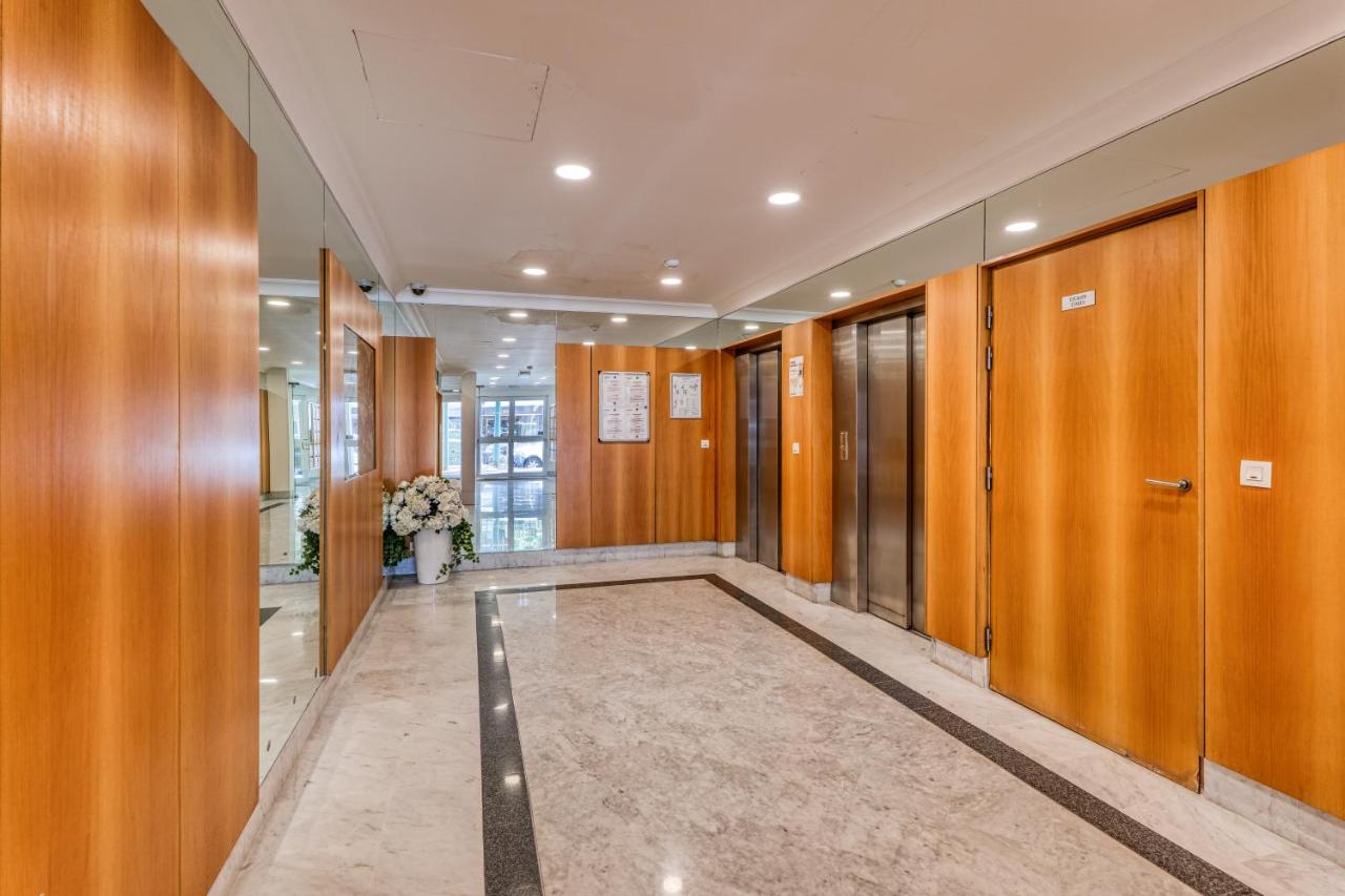 Victoria Palace Elegant Apt - Ferienwohnung Menton