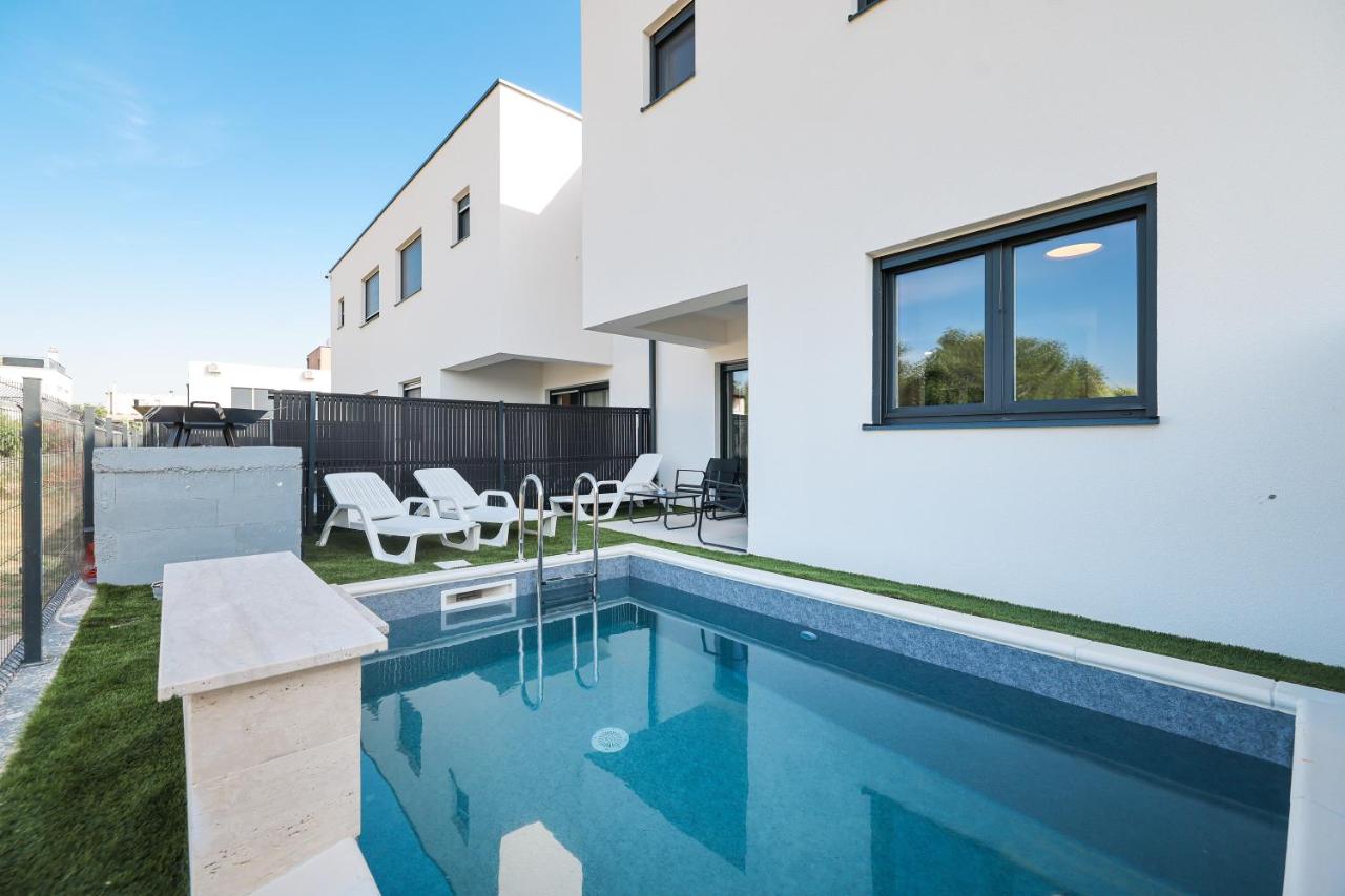 Appartement 3 Chambres avec Piscine Privée