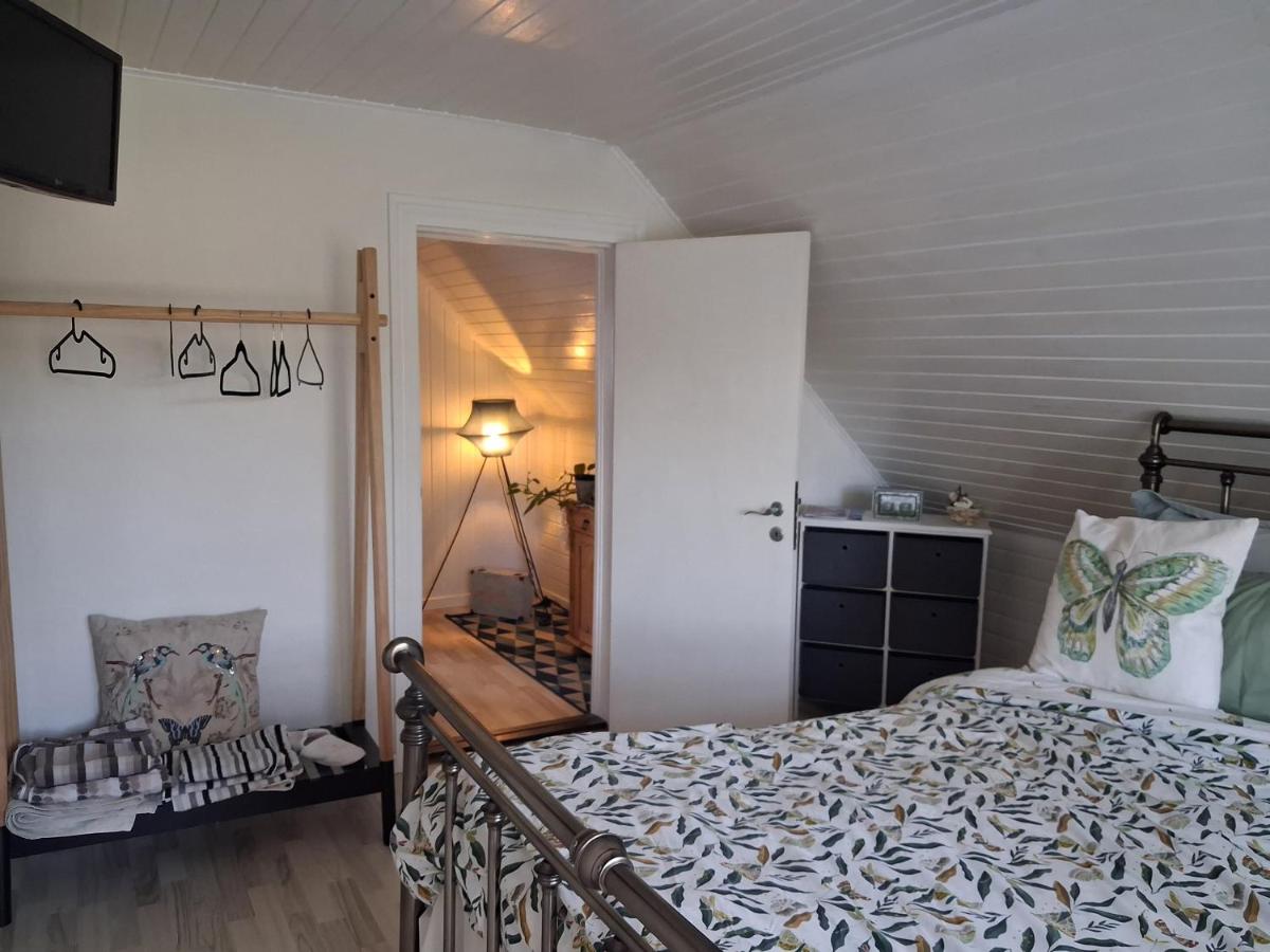 Kragkaer Guest House - A Cosy Double Room Overlooking Nature