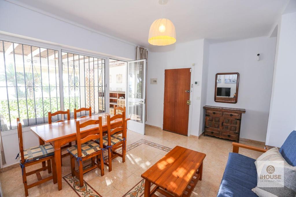 Angela Velilla - B&B Almuñécar