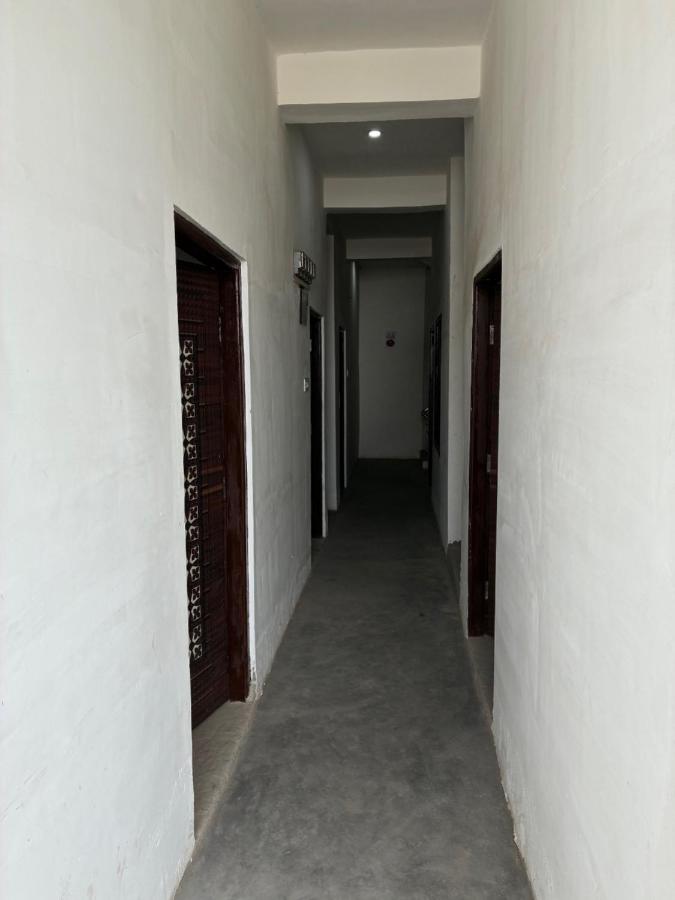 Shree Radha Madhav Accommodation - B&B Varanasi