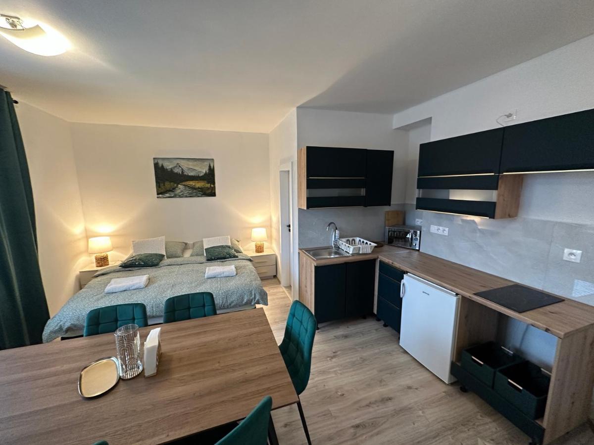Two-Bedroom Deluxe Apartment