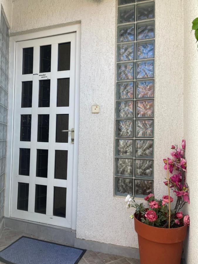 House in center - B&B Murter