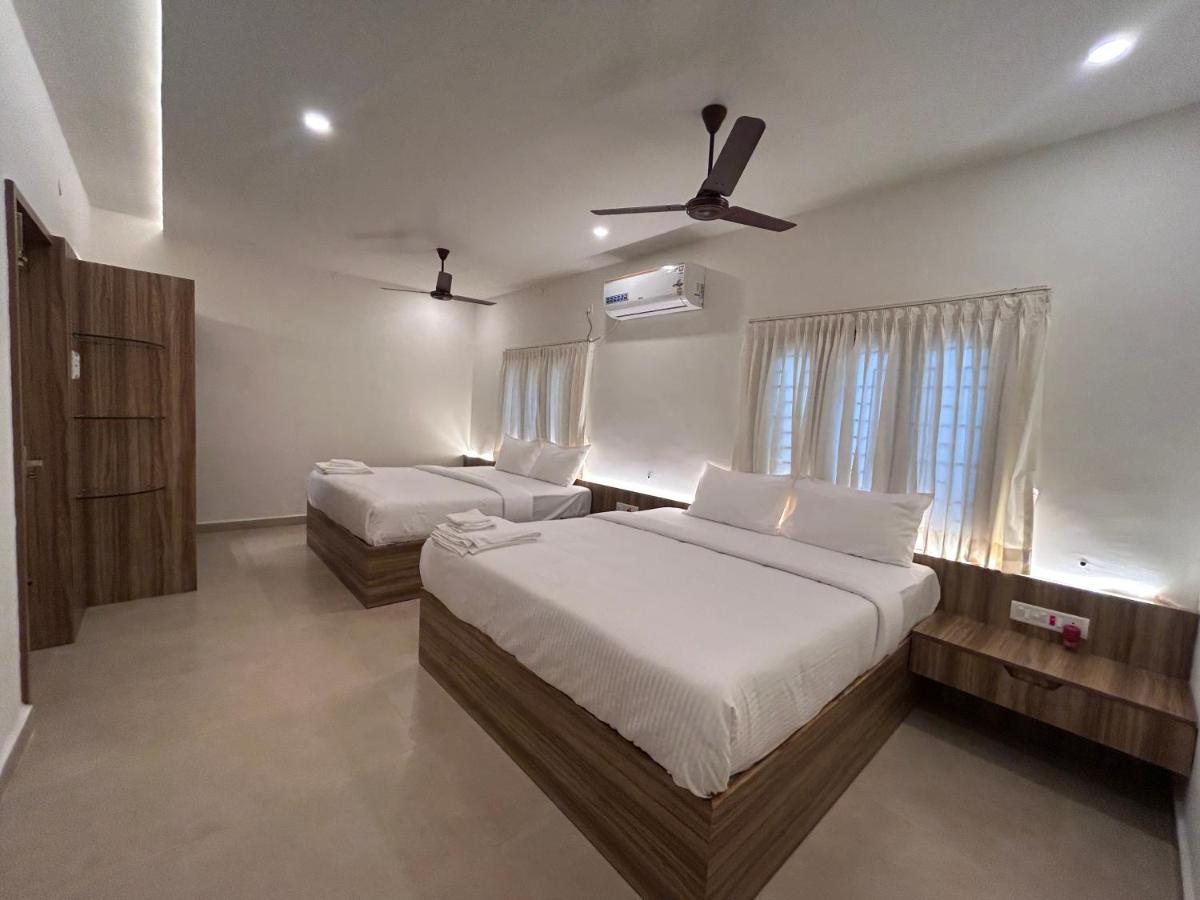 Deluxe Family Suite