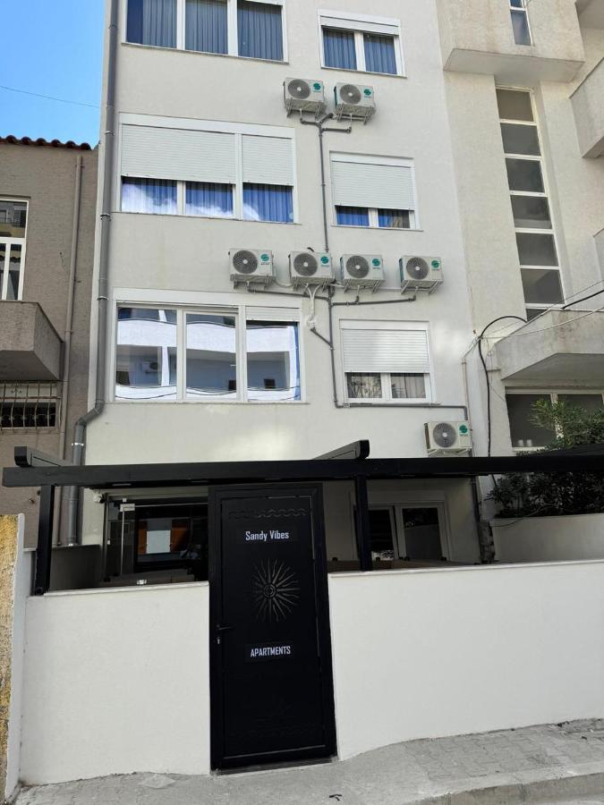 Sandy Vibes Apartments - B&B