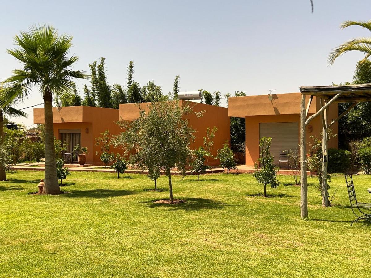 Bungalow with Garden View