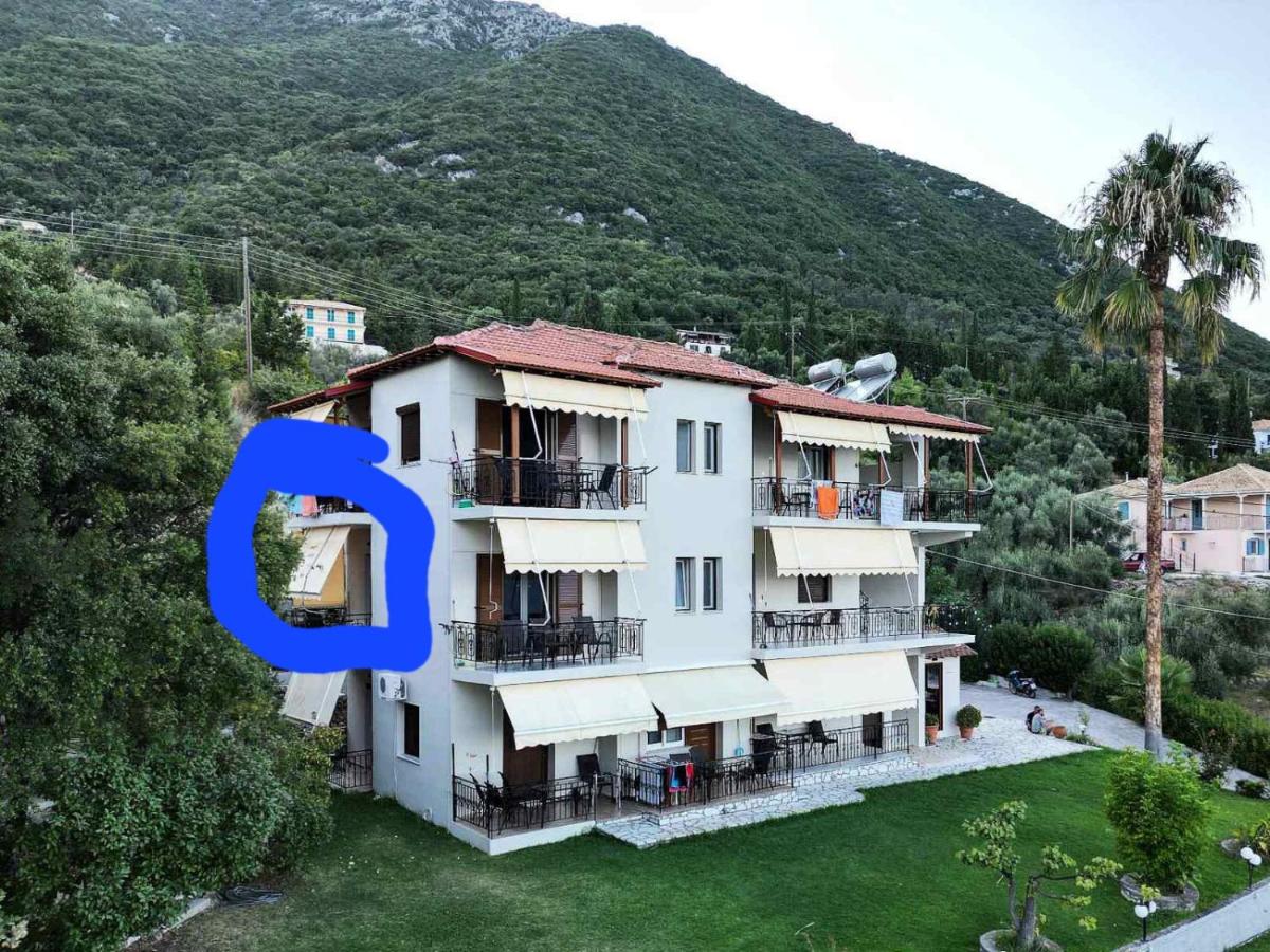 Aggeliki Apartments - B&B Nikiána