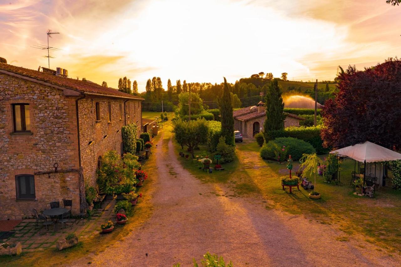 Agriturismo I Due Mondi - B&B Montone