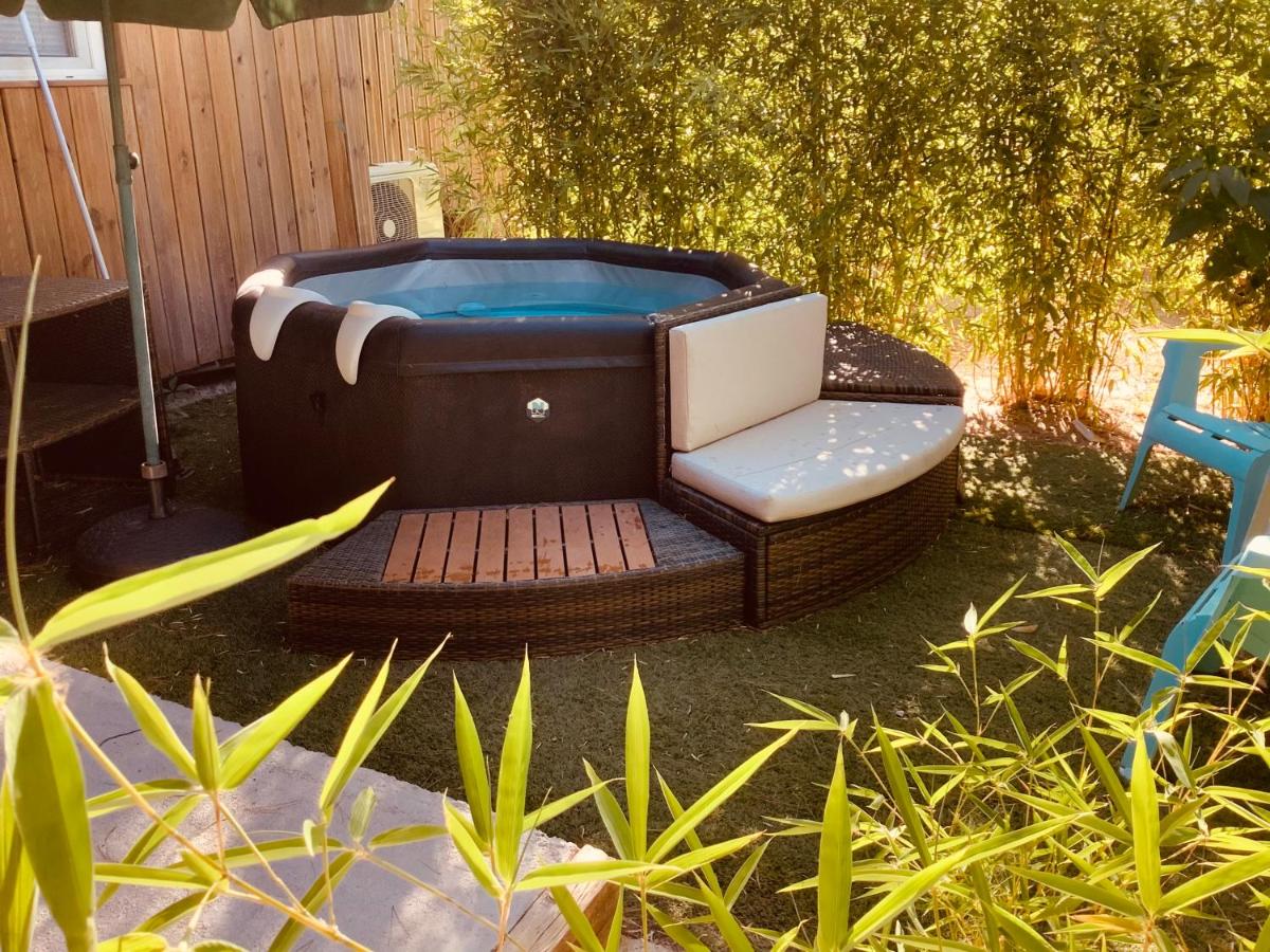 Studio indépendant proche Aix en Provence avec jacuzzi - B&B