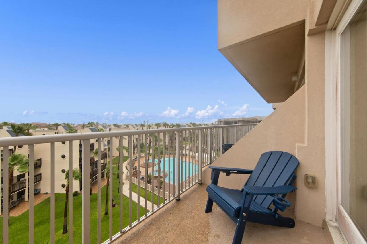 Beachy Vibes at Solare Tower - B&B South Padre Island