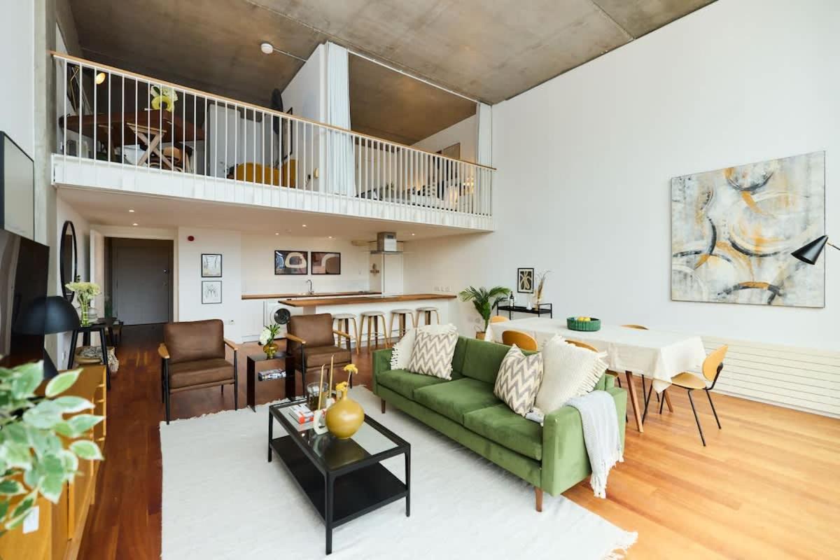 The Wenlock Arms - Inviting 1BDR Flat with Study Room and Balcony - B&B Londra