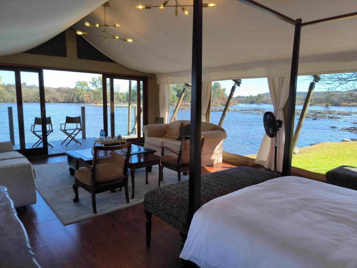 Vaal River Royal Mafube Luxury Tented Lodge - B&B Vosburg