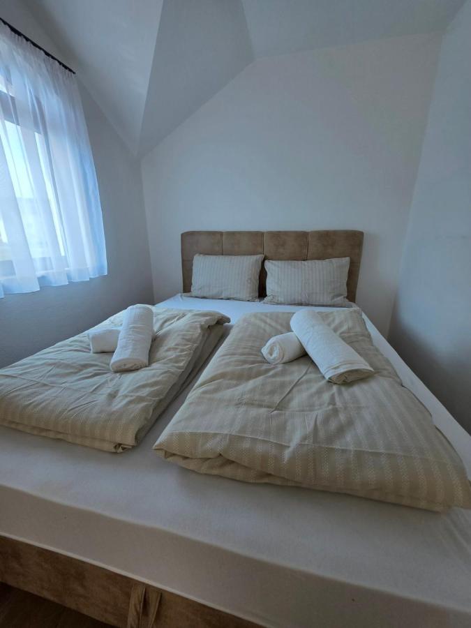 Stan na dan Bumbar - B&B