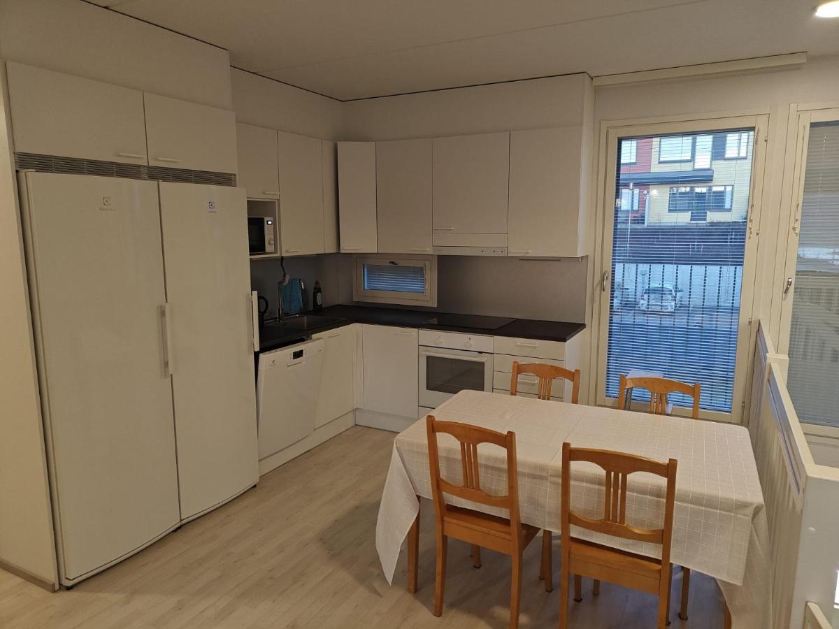 Nice 74,5 m2 app wih 4 beds and sauna - Chambres d’hôtes Espoo