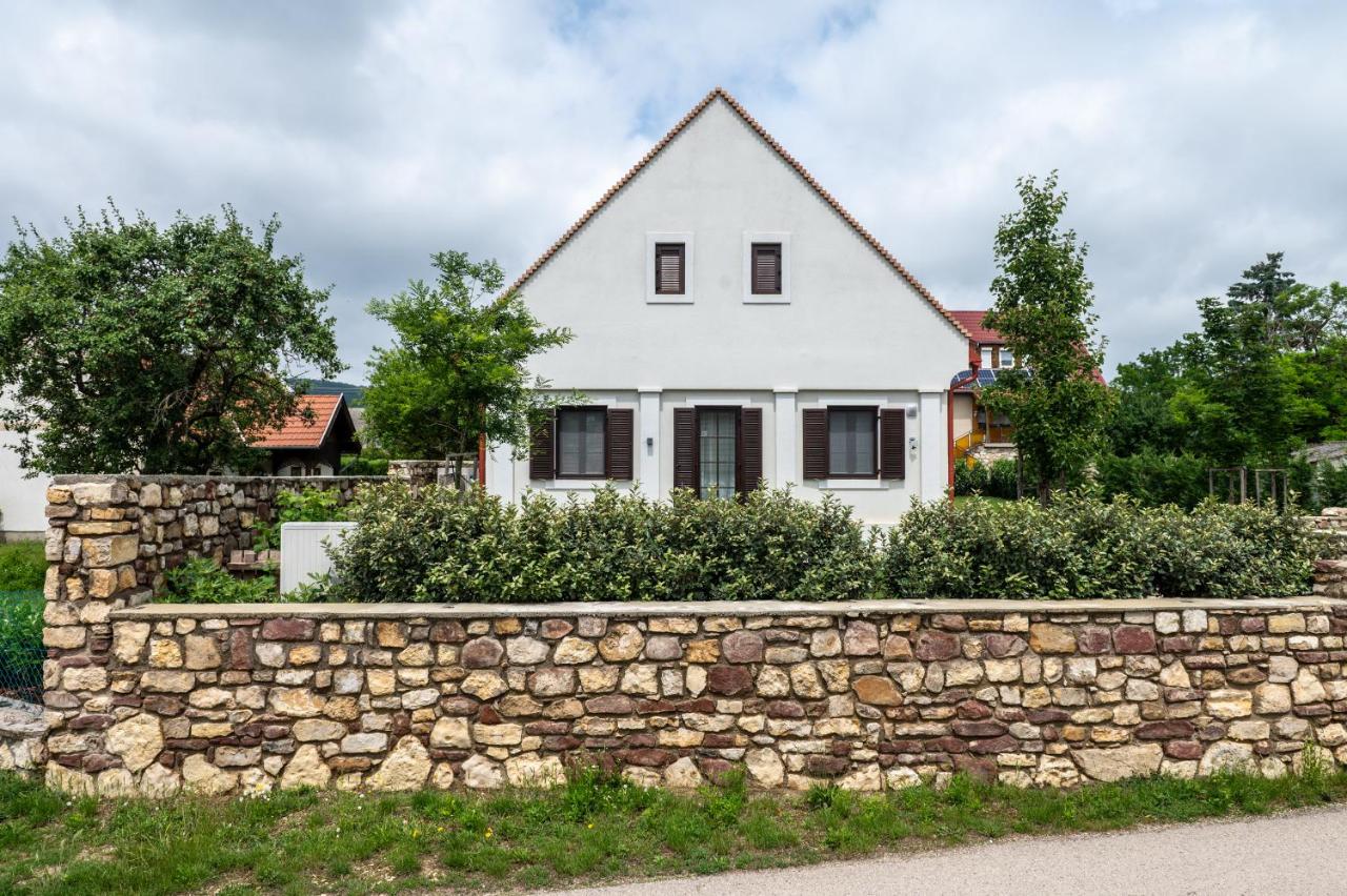 Viktória Kőház Köveskál - B&B