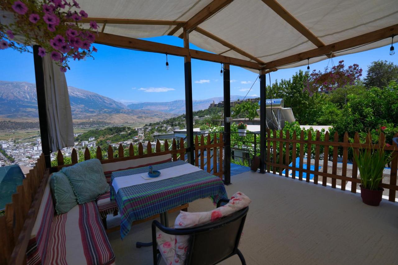 Guest House Denis - B&B Gjirokastra