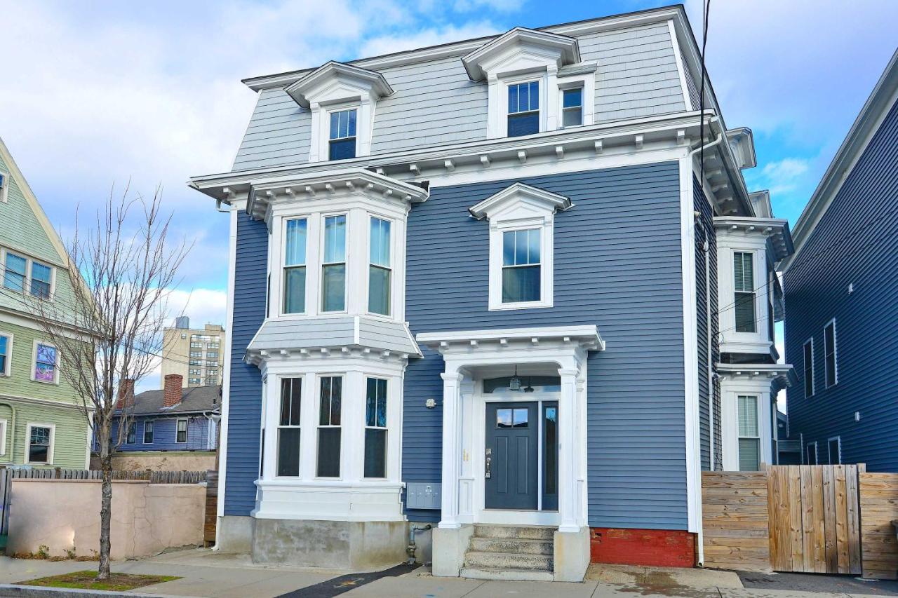 Jennifer's Private Amazing View Walkable Apartment with Relaxing Deck - B&B Providence