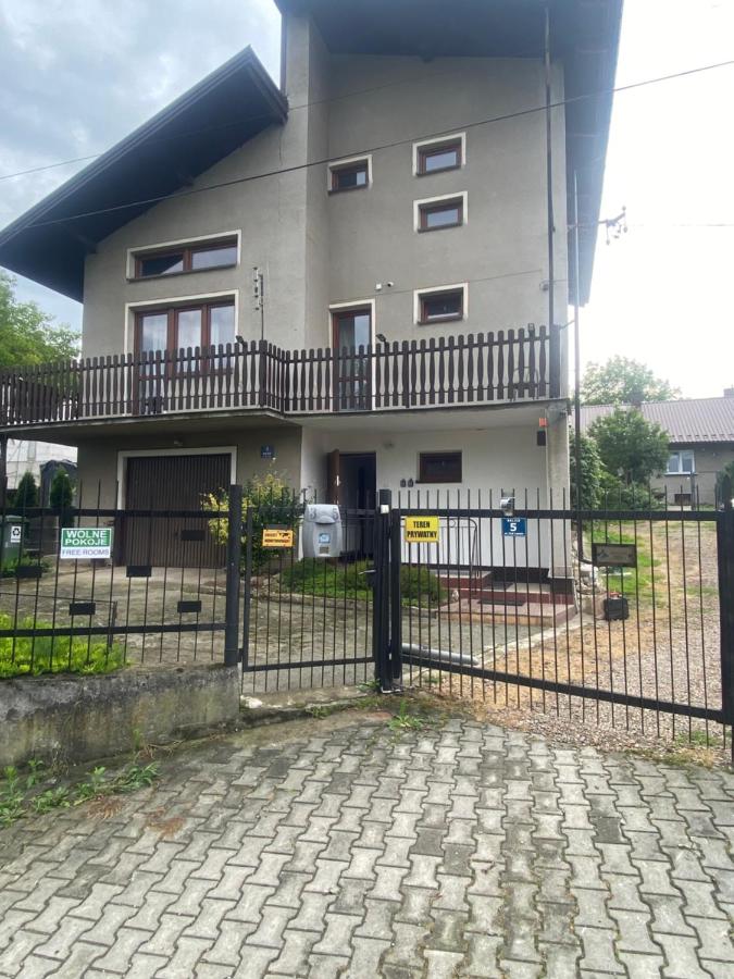 Pokoje na wynajem "Pod Lasem" - B&B