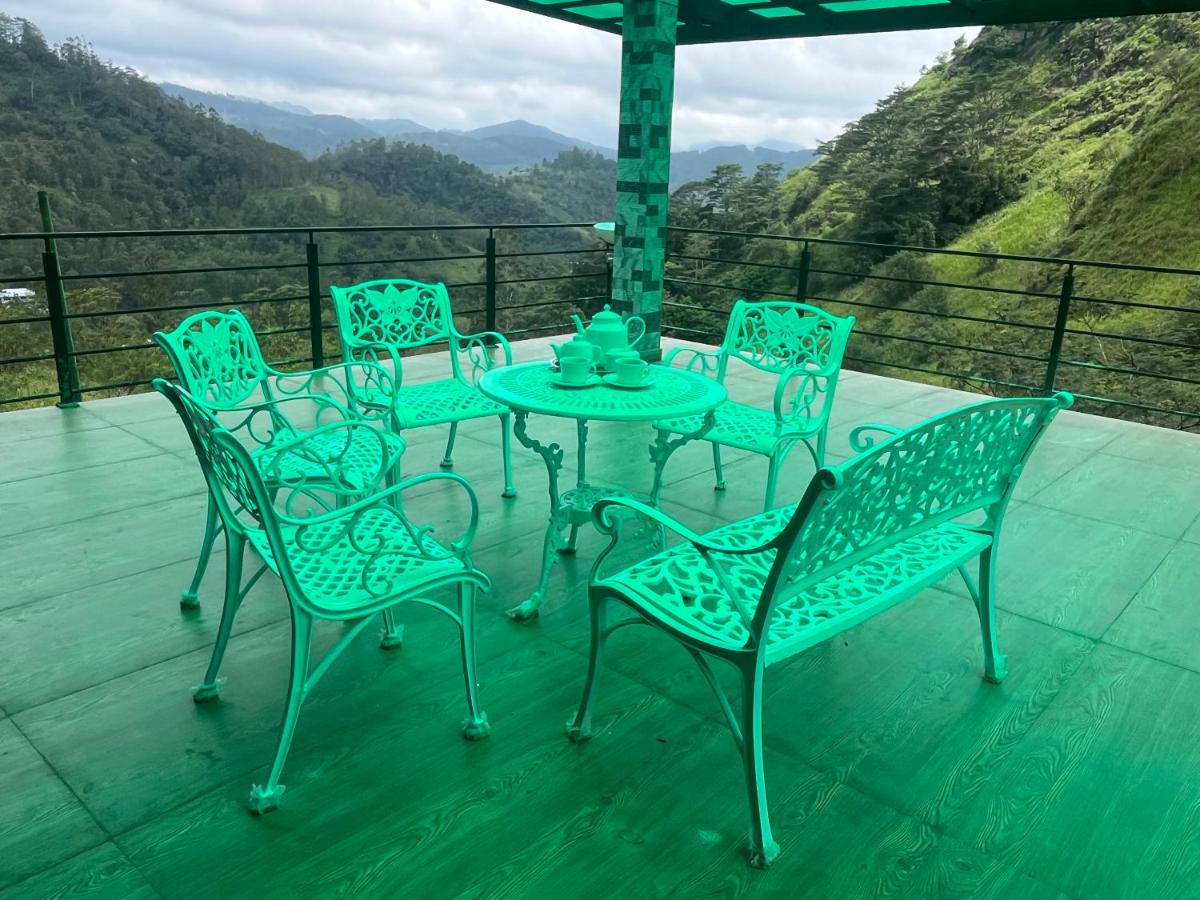 Stone Gale Estate Villa - B&B Galaha