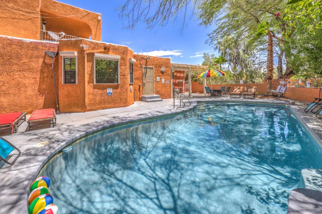 The Oasis At The Lakes - Bed and Breakfast Las Vegas