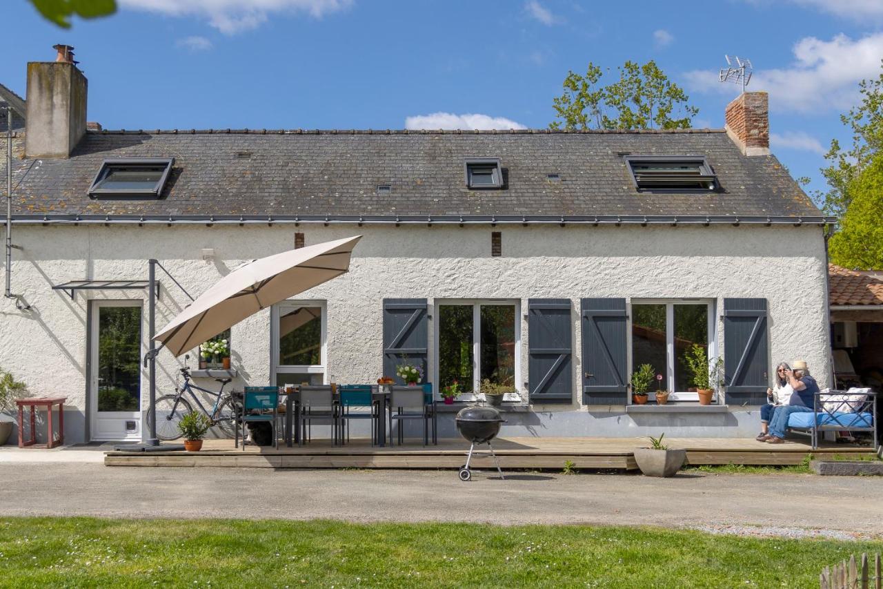 Chambres d'hôtes, table d'hôtes des Reinières proche La Loire à Vélo, 3 chambres 7 couchages - B&B