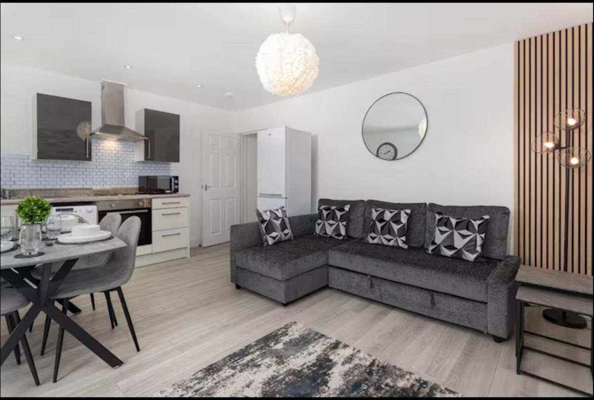 47 Anfield Apart Walk to stadium free parking - B&B