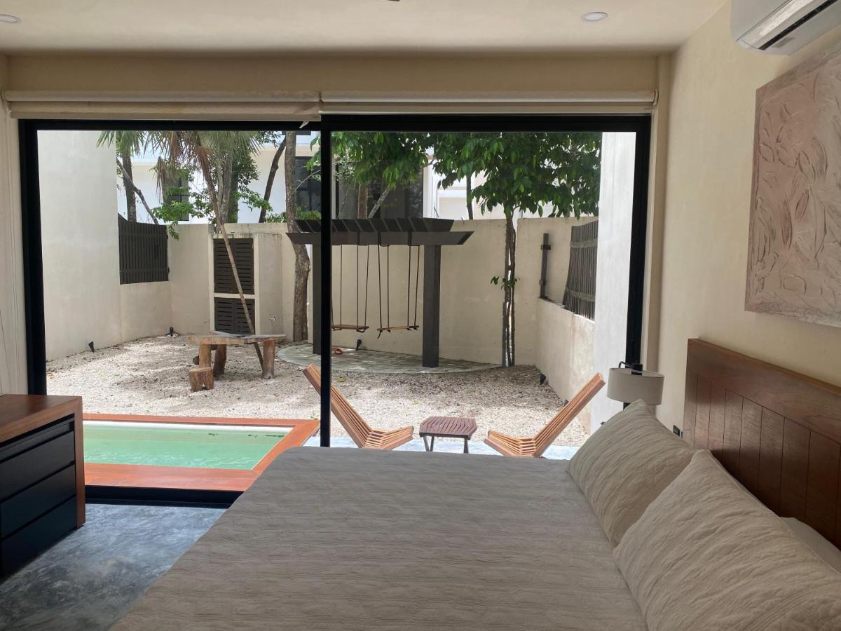 Appartamento con 2 Camere da Letto e Vista Piscina