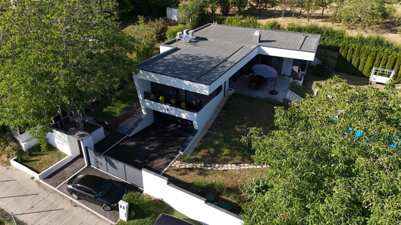Rent Your Family Retreat in Novi Sad - Chambres d'hôtes Novi Sad