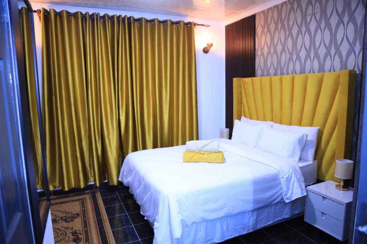 Zimmer mit Queensize-Bett