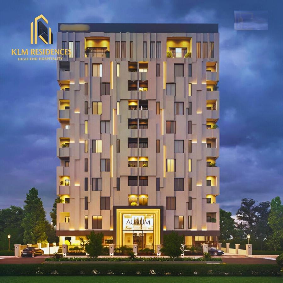 Luxury U Can See Compert U can feel Apartments in Gulburg III - B&B Lahore