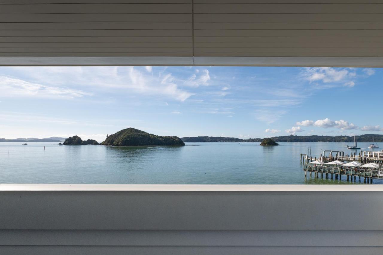Beach Front 2 Bedroom Apartment - B&B