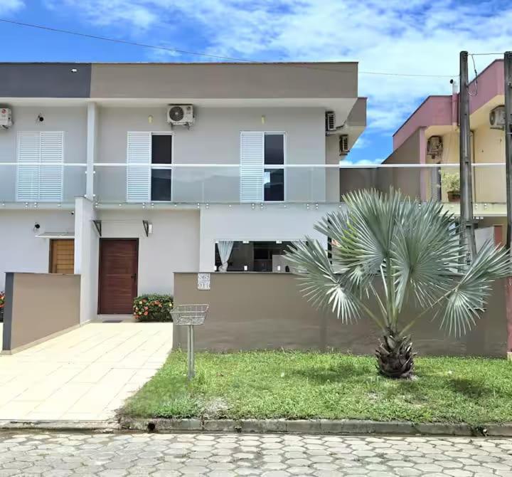 Casa na Morada da Praia - B&B Bertioga