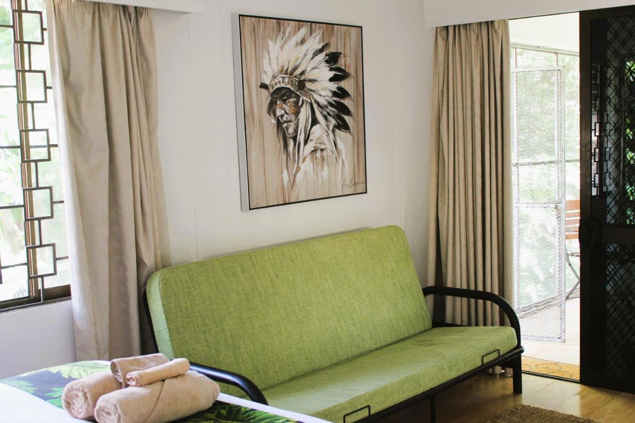 Deluxe Double Room (2 Adults + 1 Child)