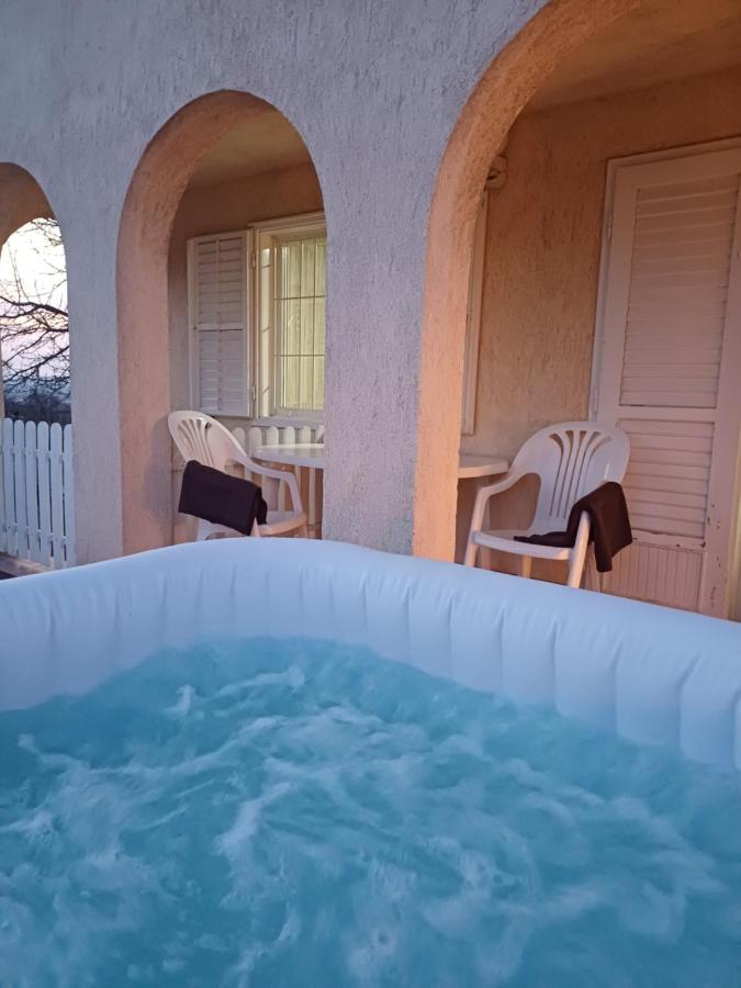HutiFeri apartman - B&B