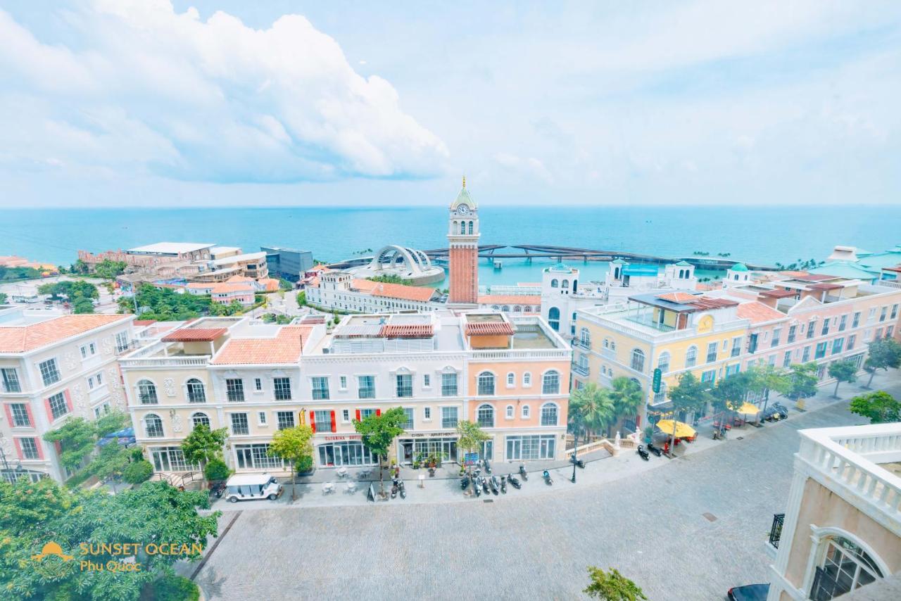 Apartamento de 2 dormitorios con balcón y vistas al mar