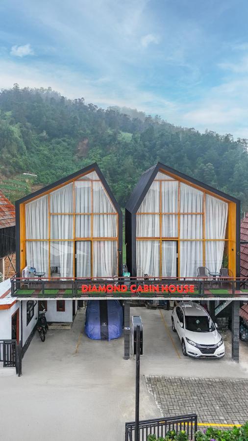 Diamond Cabin House - B&B Dieng