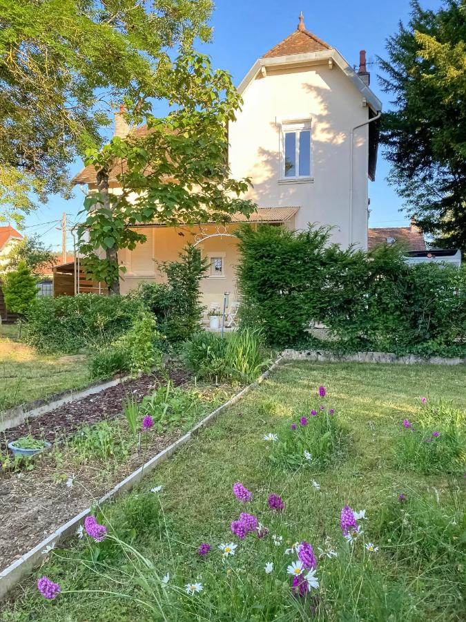 Jardin privé, terrasse, 4 chambres Idéale famille - B&B Nuits-Saint-Georges