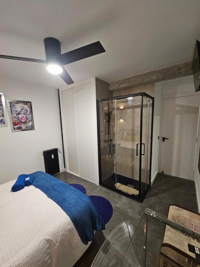 Deluxe Tweepersoonskamer met een Douche