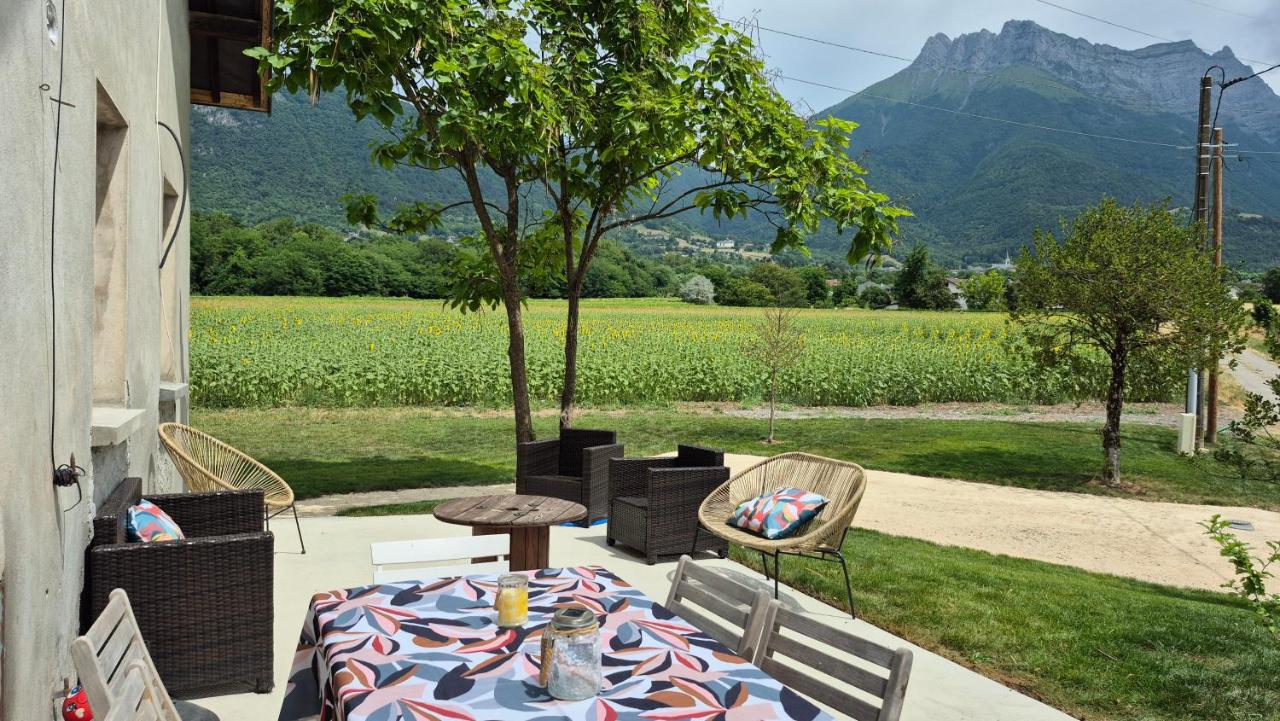 La Ferme Lazare - maison entièrement rénovée - B&B