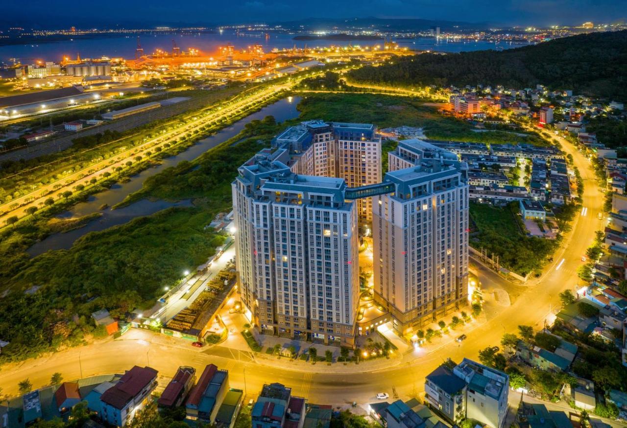Green Zone - San Tower Dragon Castle - Ferienwohnung Hạ Long