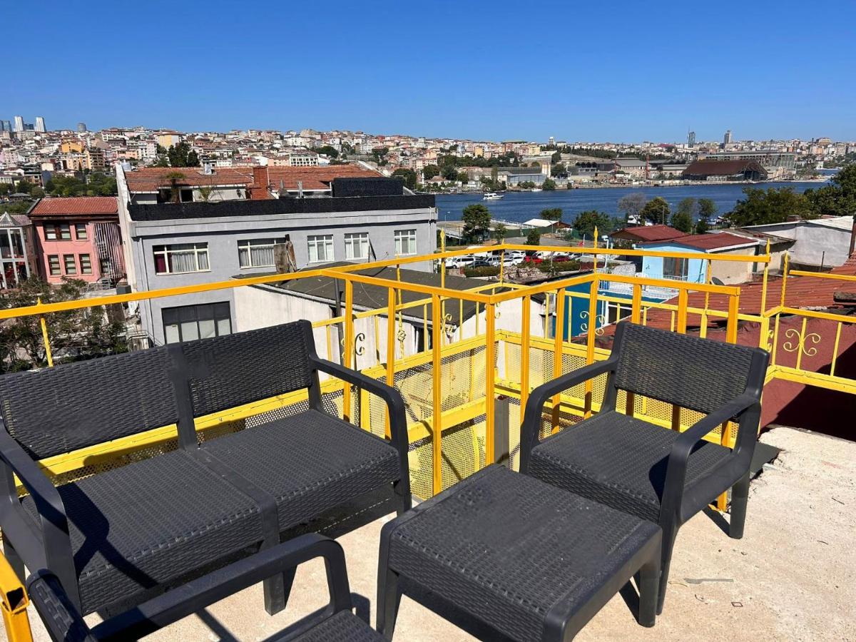 i1 House Hotel with Lovely Seaview Terrace - B&B
