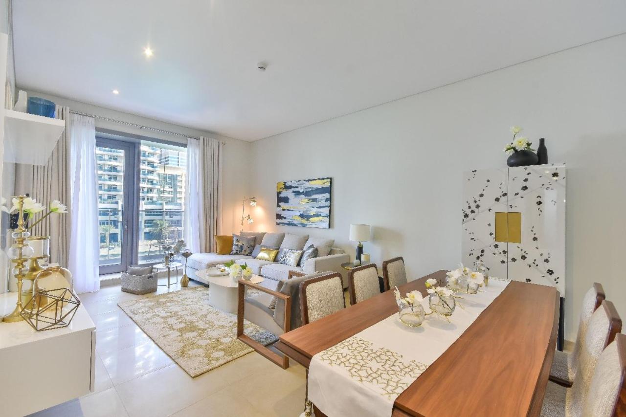 Breathtaking view of the waterfront - Sparkle Towers, Dubai Marina - B&B Dubái